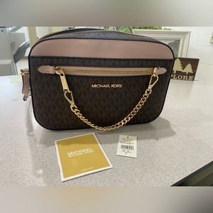MICHAEL Michael Kors Crossbody
